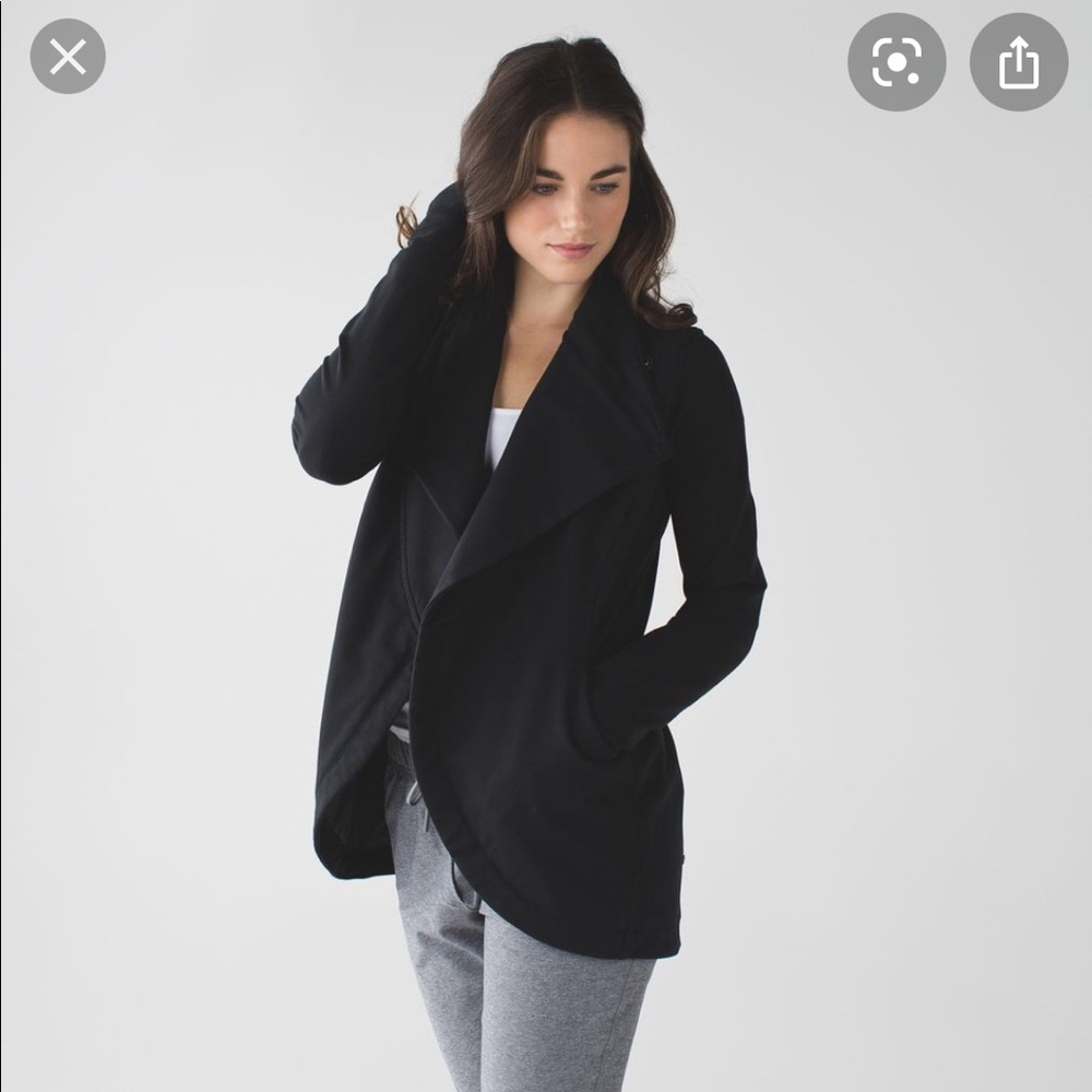 LuluLemon thats a wrap jacket